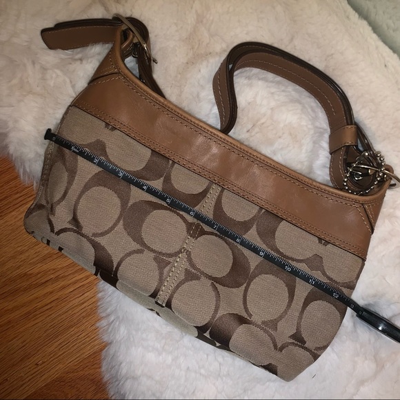 2000s Coach Boho Signature Shoulder Bag Vintage - Picture 11 of 12